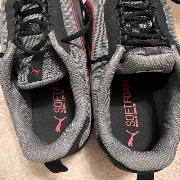 *SOLD* Men’s Puma athletic shoes - Size 12 - Picture 4 of 7